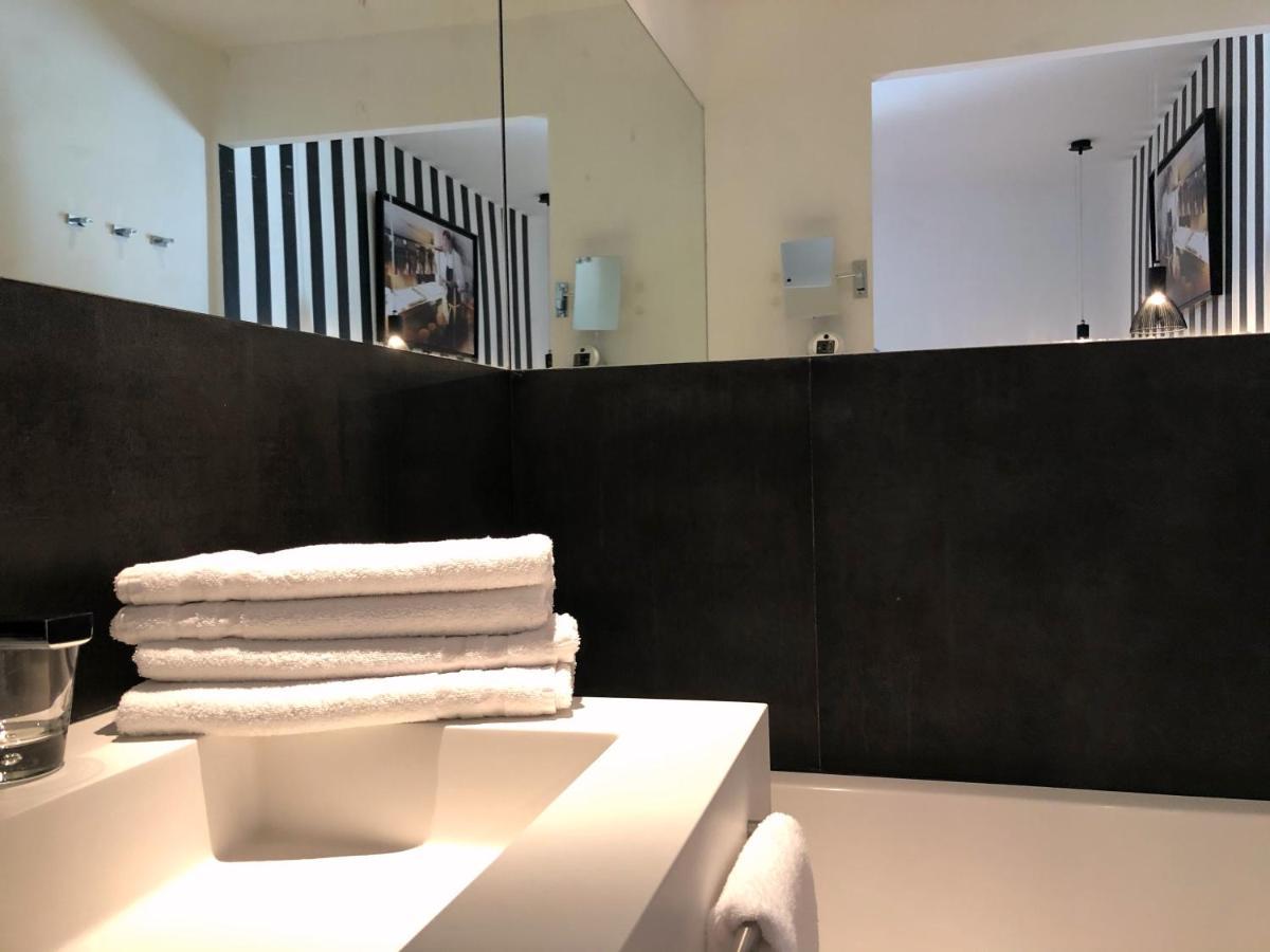 Le Pre Du Moulin - Maison Alonso - Hotel & Restaurant Sérignan-du-Comtat Kültér fotó