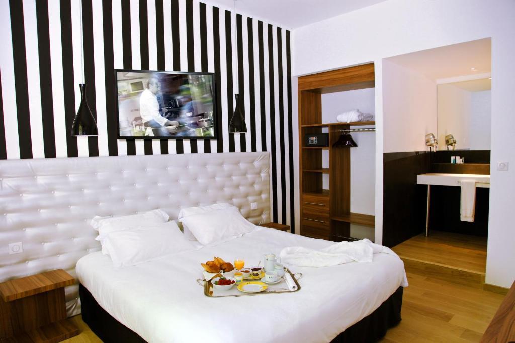 Le Pre Du Moulin - Maison Alonso - Hotel & Restaurant Sérignan-du-Comtat Szoba fotó